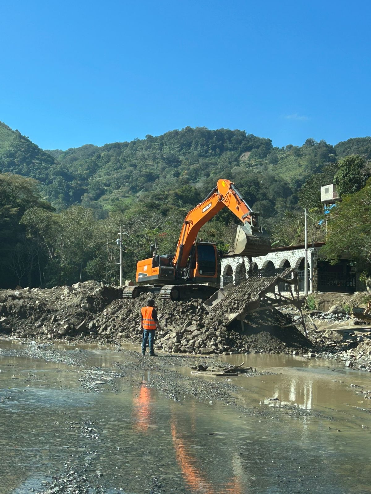 Obra civil MIZTON